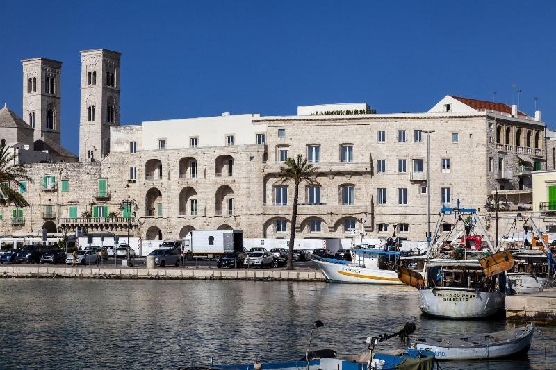 Dogana Resort Molfetta Bagian luar foto